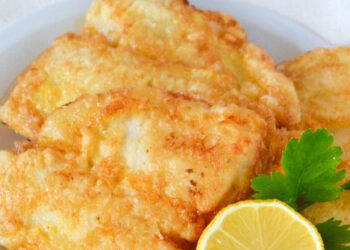 Filetes de pescada estaladiços com limão