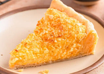 Tarte de coco com massa folhada