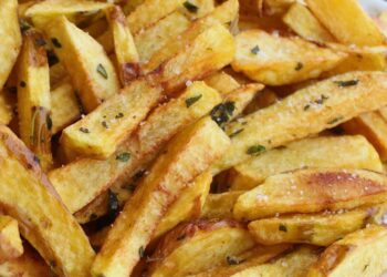 Batatas fritas com flor de sal e orégãos