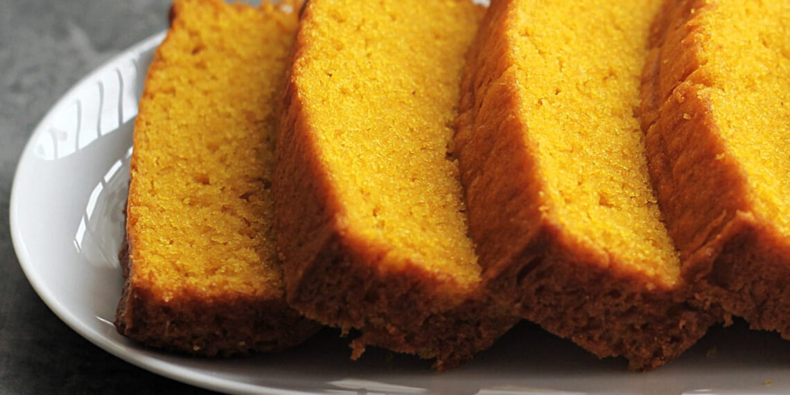 Bolo de manga cremoso