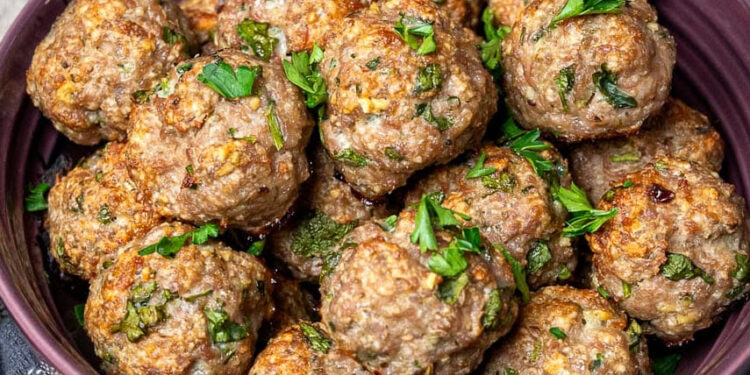 Almôndegas suculentas na air fryer