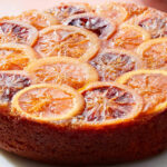 Bolo de laranja caramelizada
