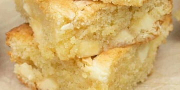 Brownie de chocolate branco com coco na air fryer