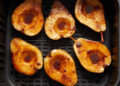Pera assada na air fryer