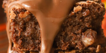 Brownie de avelã e laranja com toffee salgado