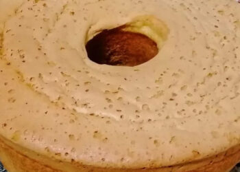 Pão de ló húmido da aldeia