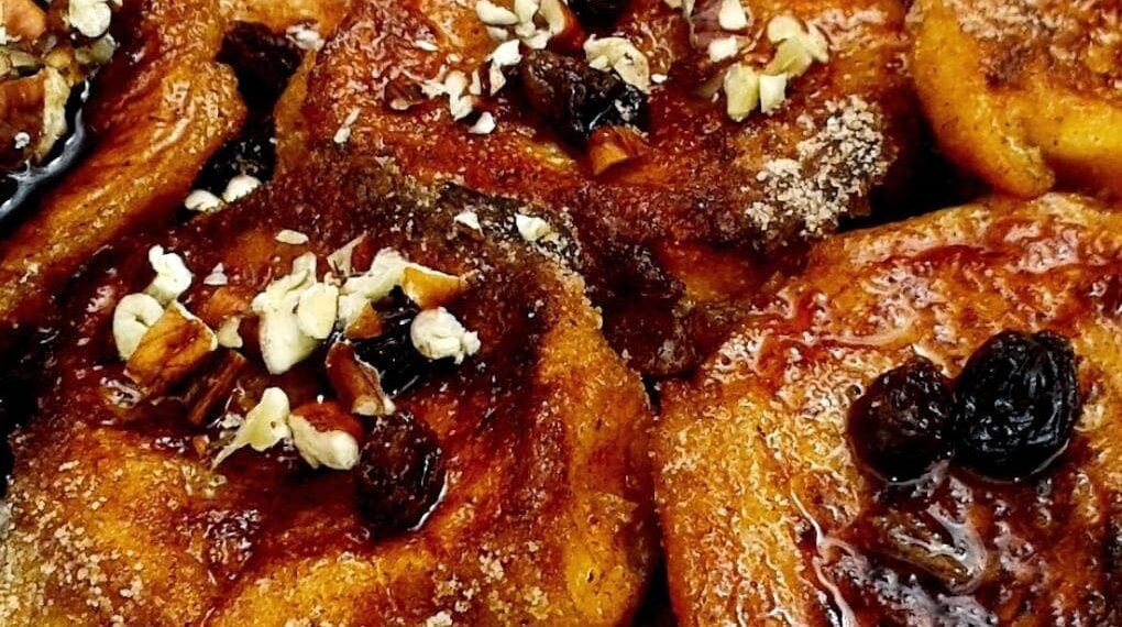 Rabanadas com mel e frutos secos