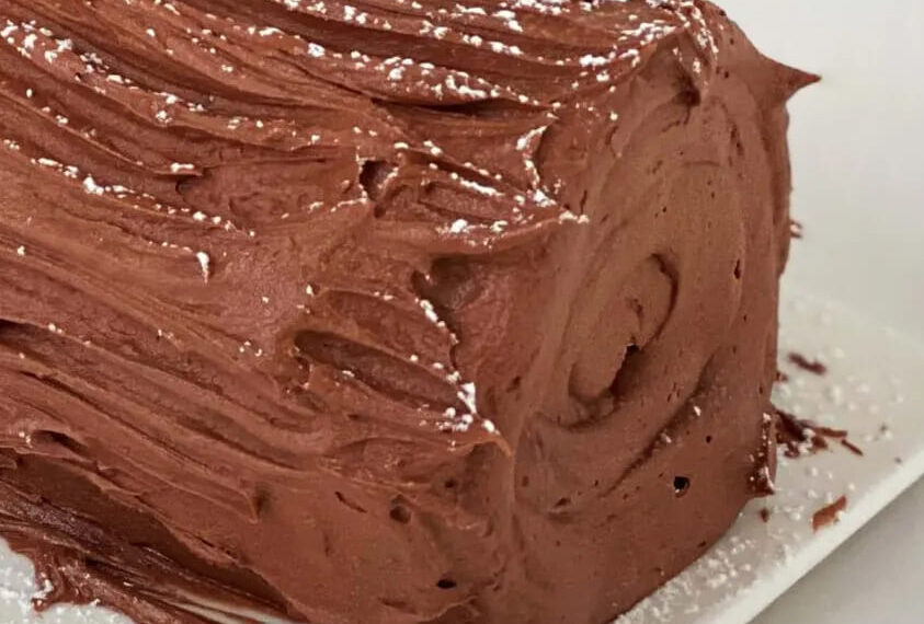 Tronco de Natal de chocolate e avelã