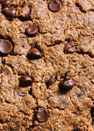 Cookie gigante na air fryer (macia por dentro, crocante por fora)