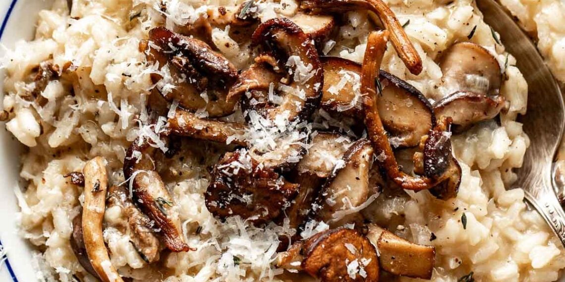 Rissoto de cogumelos com azeite trufado e parmesão