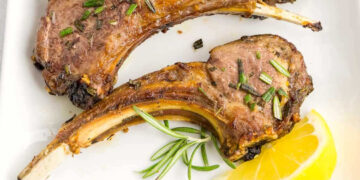 Cabrito dourado na air fryer