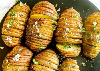 Batata Hasselback na air fryer (versão portuguesa)