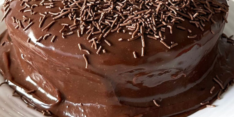 Bolo vulcão de chocolate na air fryer