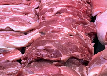 Como cozinhar carne de porco sem a deixar seca