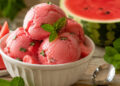 Gelado de melancia e hortelã sem máquina: fresco, natural e pronto com apenas 3 ingredientes