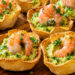Tortilhas com guacamole e camarão