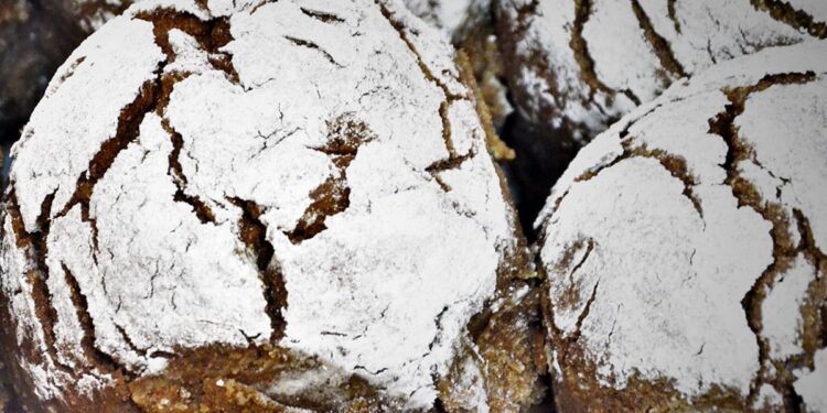 Broa de Avintes: o pão que as padeiras levavam de barco até ao Porto